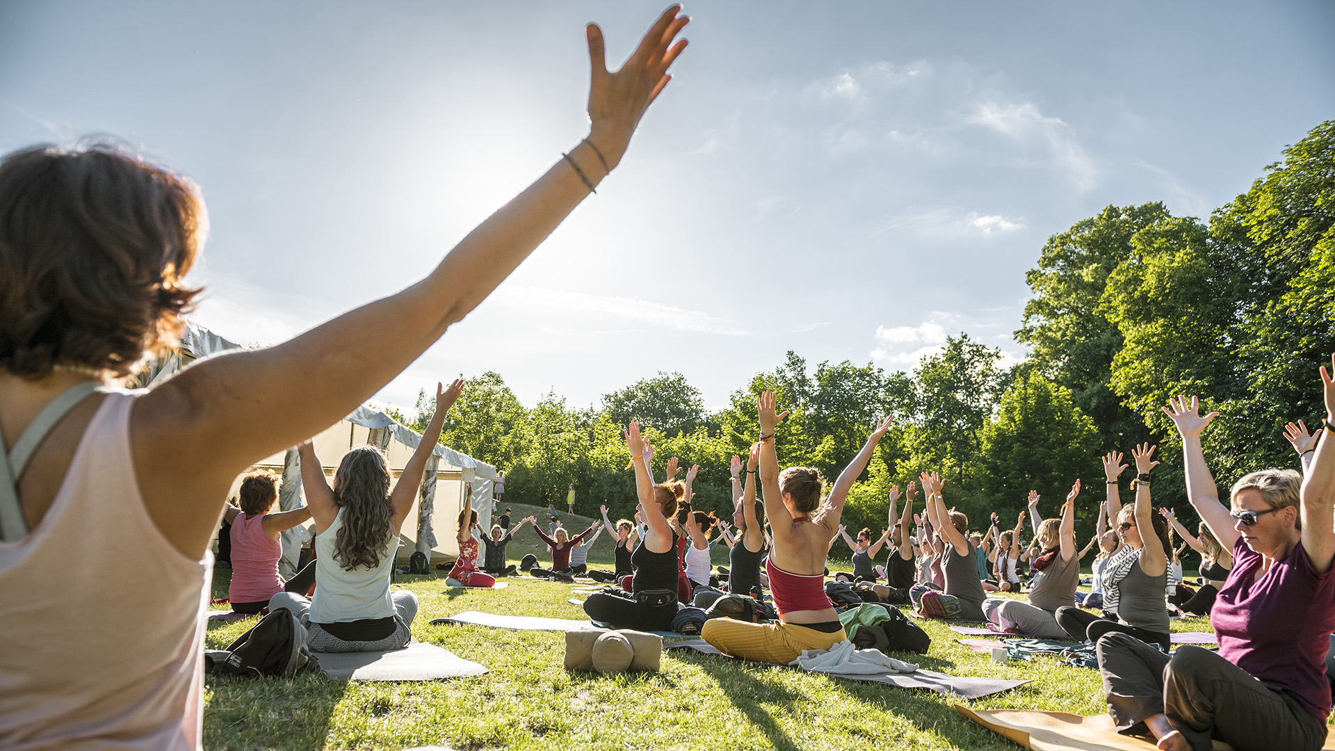 Yoga Love Festival auf der Insel Plauer Werder. Meridian Yoga mit Carmen Hackradt. Mecklenburg, 17.06.2017